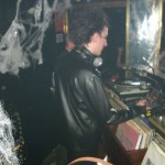 Mortis DJ pinchando