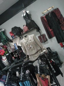 Foto del rincón gótico de la tienda Of Course